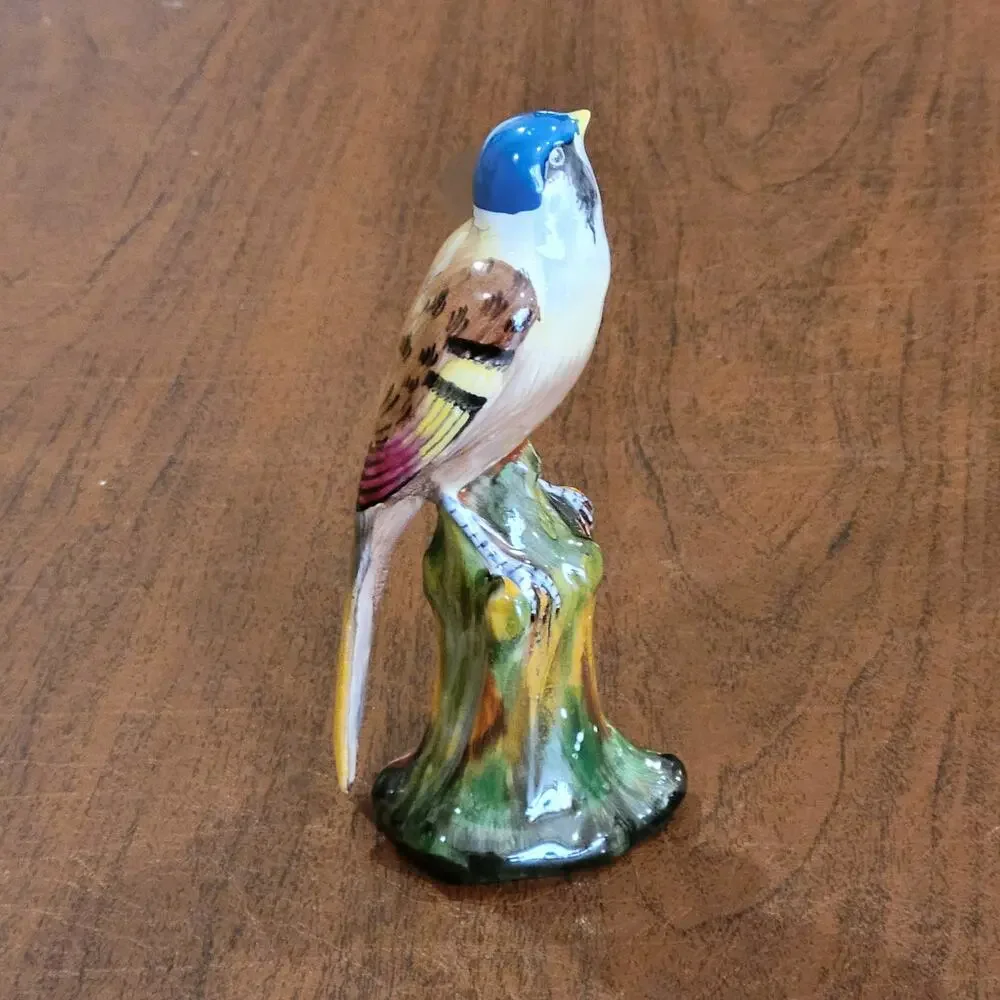 Vintage Tuscan Bearded Titmouse Bird Figurine England 5.25